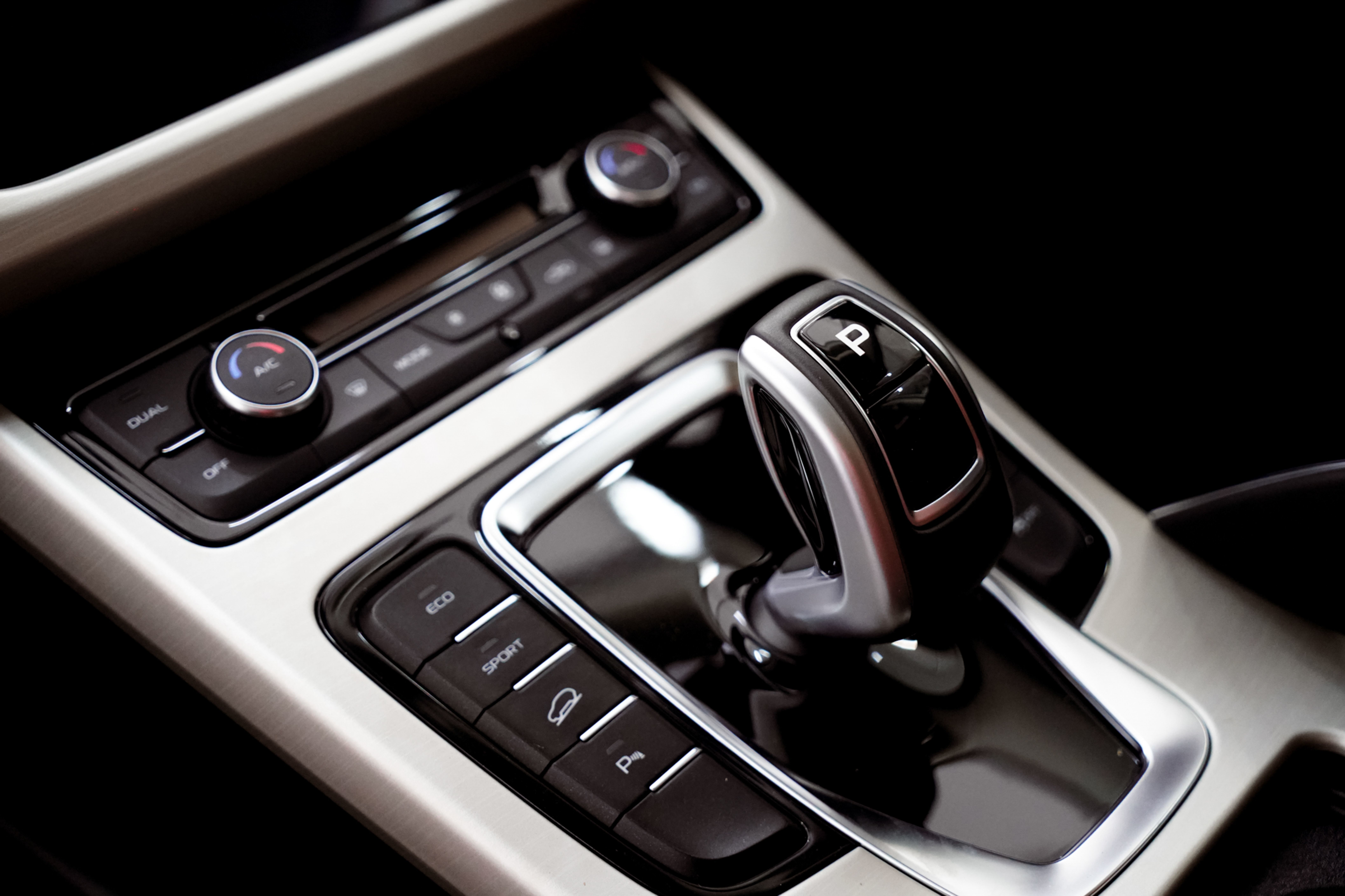 Laatste bedrijfsblogs Nieuwe STP Polymere Oplossingen voor Interieur Bonding in de Automobielindustrie